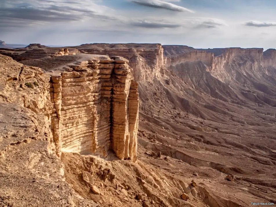 "الجبل الناطق: مشروع يعكس همة السعوديين