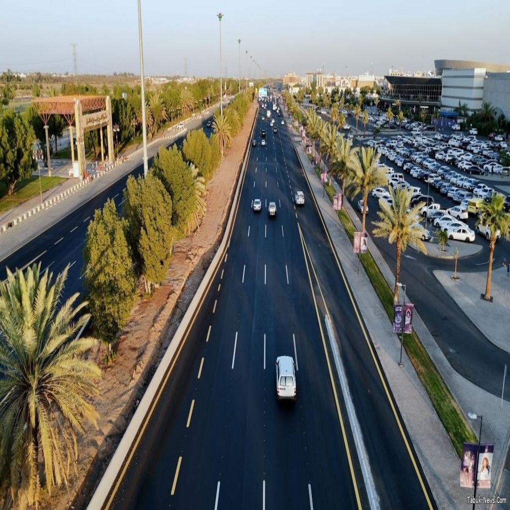 أمانة تبوك تنهي المرحلة الأولى من تطوير طريق الملك فيصل